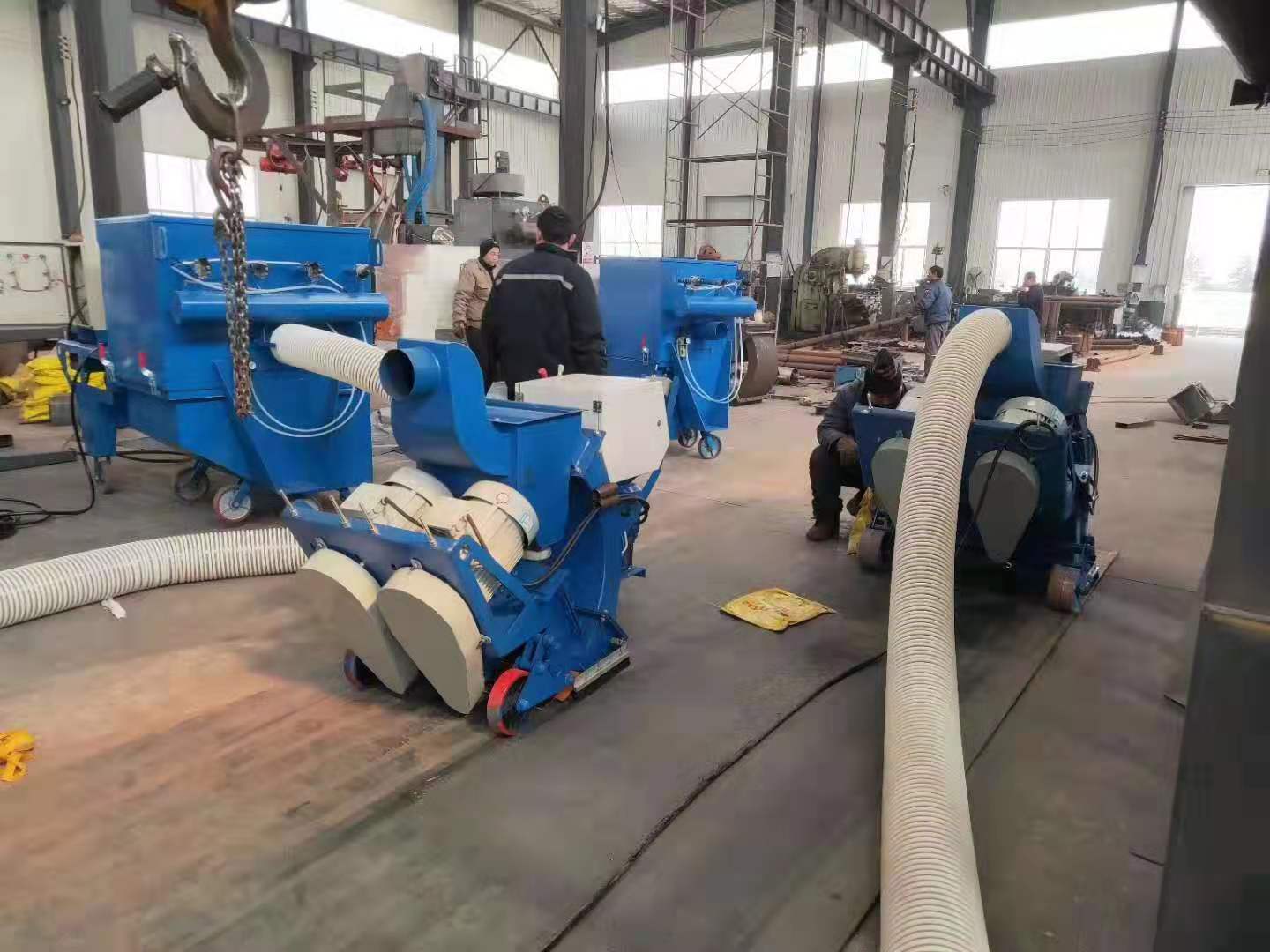 青海省吊鉤式拋丸除銹清理機(jī)_青海省吊鉤式拋丸機(jī)_青海省吊鉤式噴丸設(shè)備_青海省吊鉤式噴砂機(jī)哪家強(qiáng)？